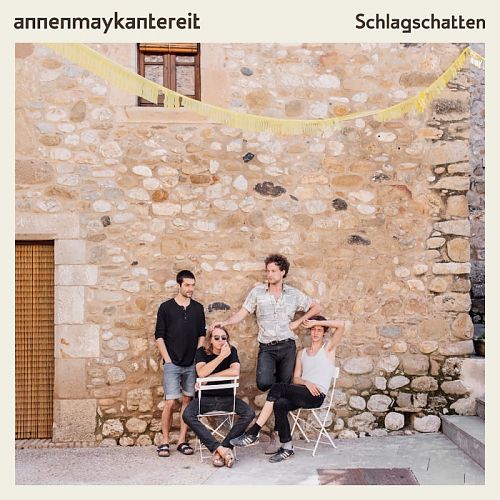 Schlagschatten von AnnenMayKantereit für 16,99 € Schlagschatten von AnnenMayKantereit für 16,99 €